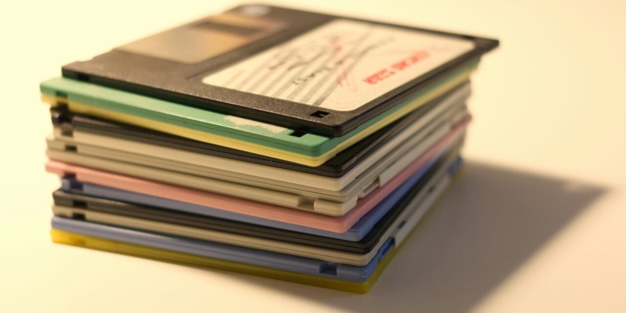 Qué es el abandonware y por qué su distribución no es legal